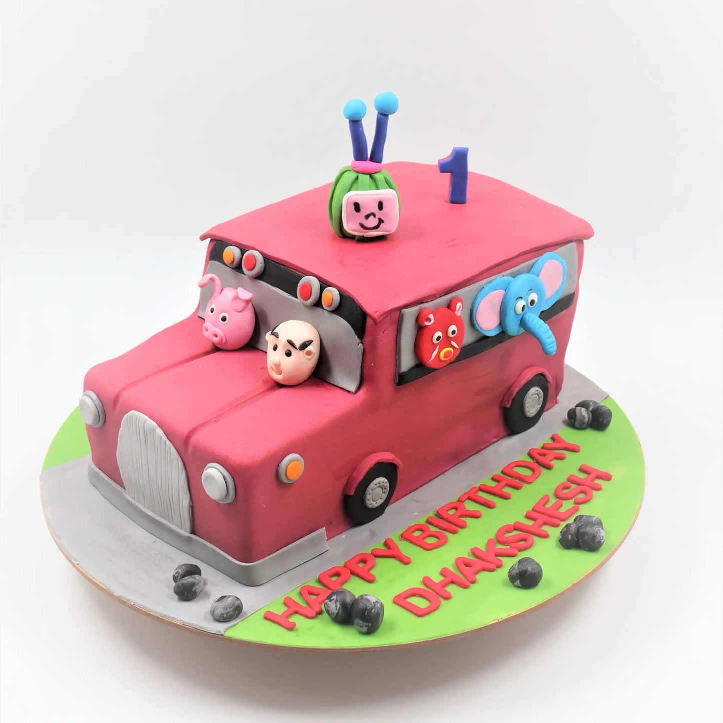 Kid Jungle Safari Bus Cake 02