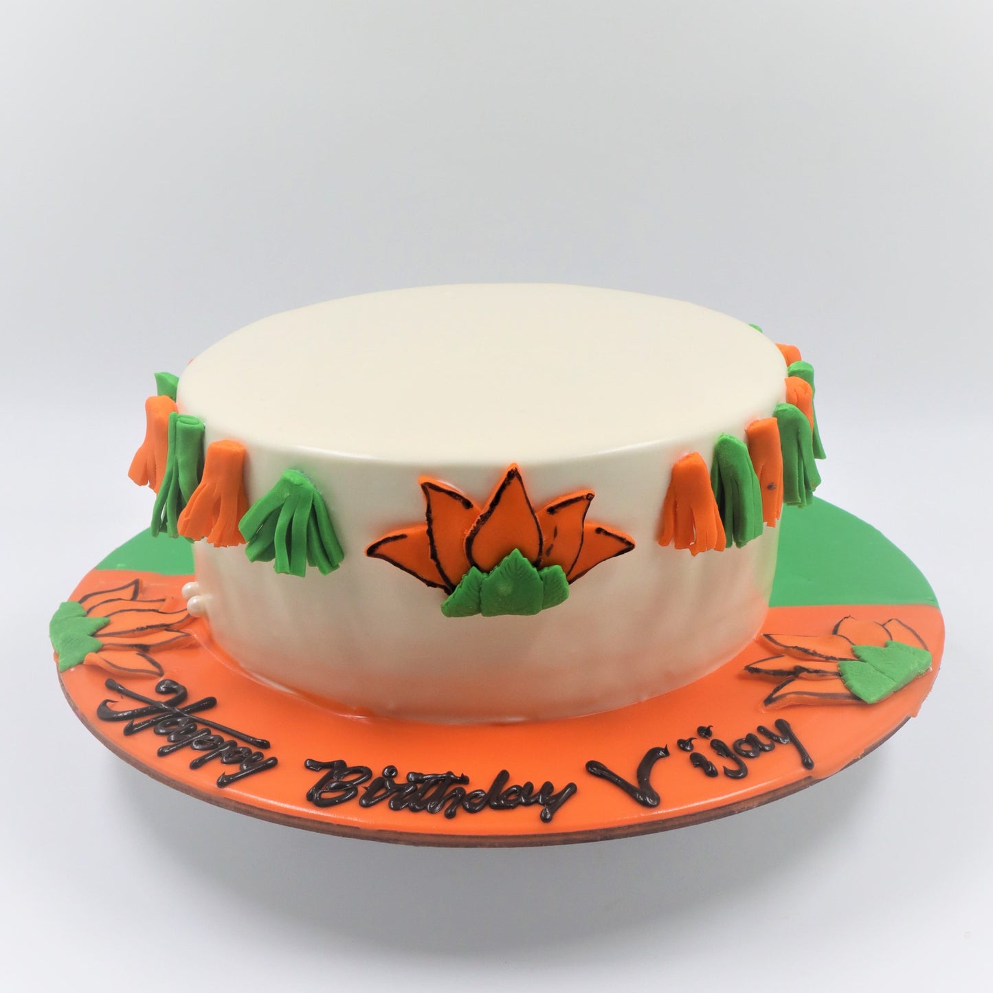 Lotus Floral Party Cake